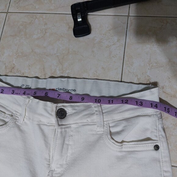 Liz Claiborne Sara Slim Leg Mid Rise Stretch Jean White 4P - Picture 12 of 12